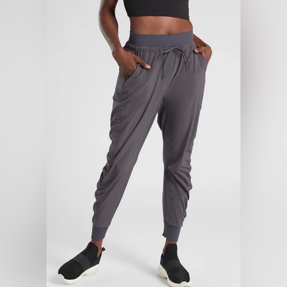 Athleta Attitude Pant Size 6 Color: Gray